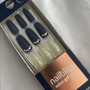 Blue nails with diamonds and Gold/silver bling ones too Salon Gel Nails 30 pcs